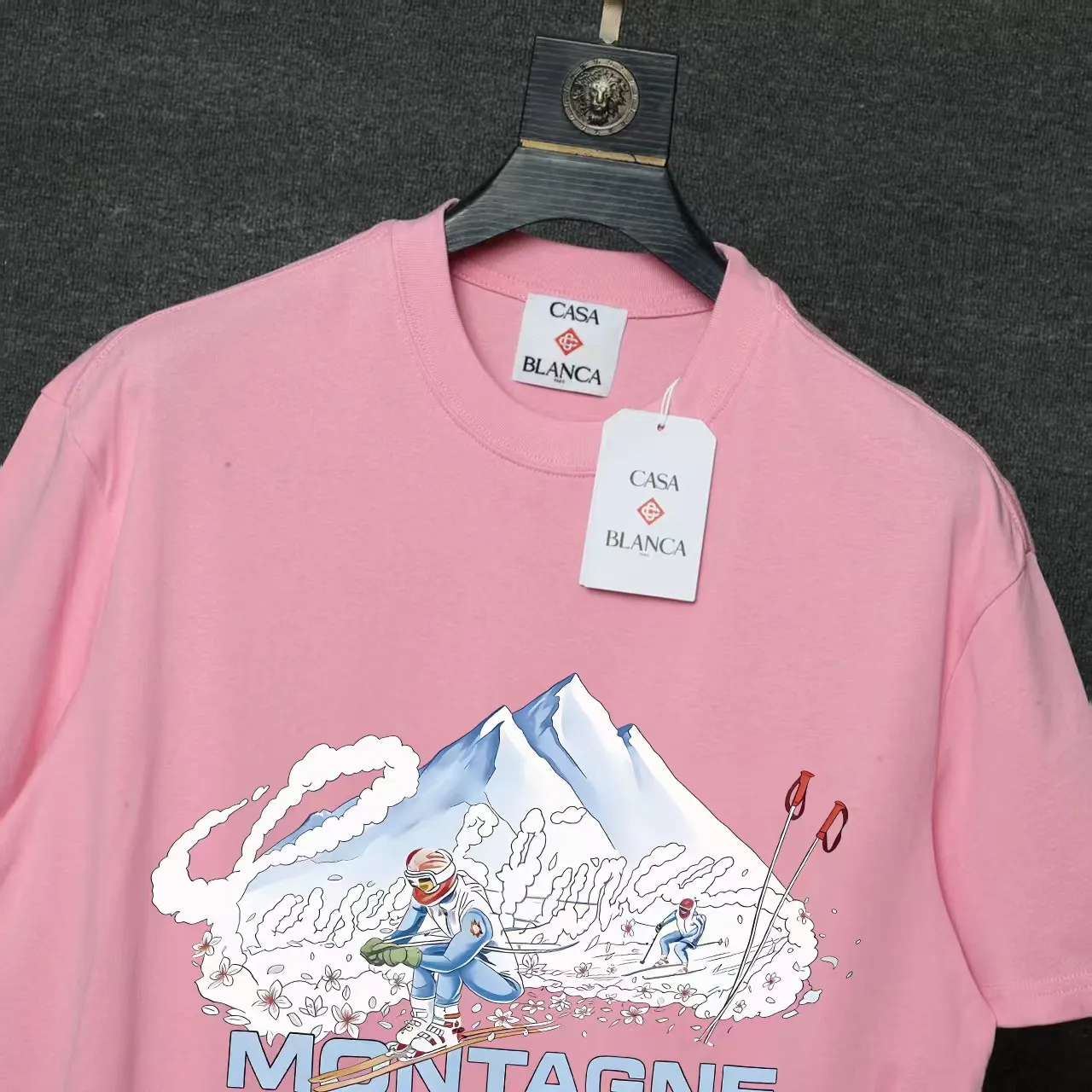 26ss CASABLANCA original printing process short-sleeved T-shirt original development using high-density double yarn pure cotton fabric upper body soft and comfortable color Black White Dark Green color Orange Pink Blue Royal Blue color cigarette powder 8 colors Sizes S M L XL